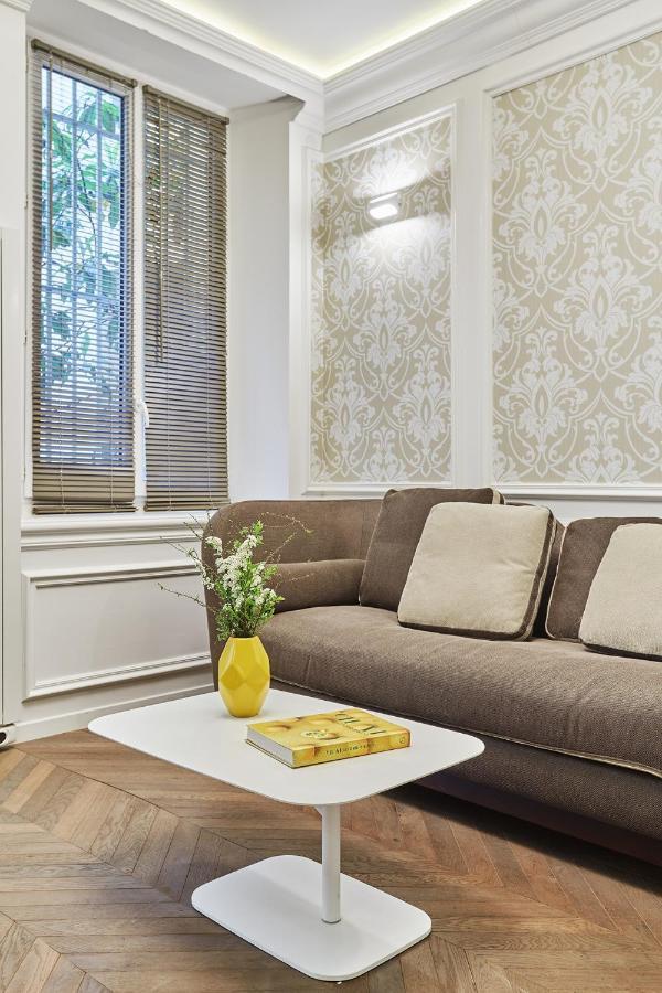 Apartment Louvre Museum By Studio Prestige Париж Екстериор снимка